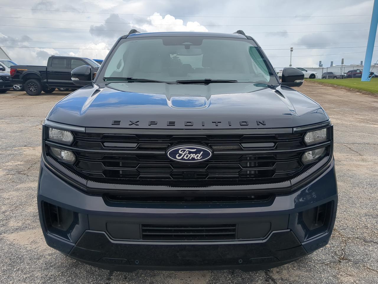 2027 Ford Expedition Platinum Appleton WI