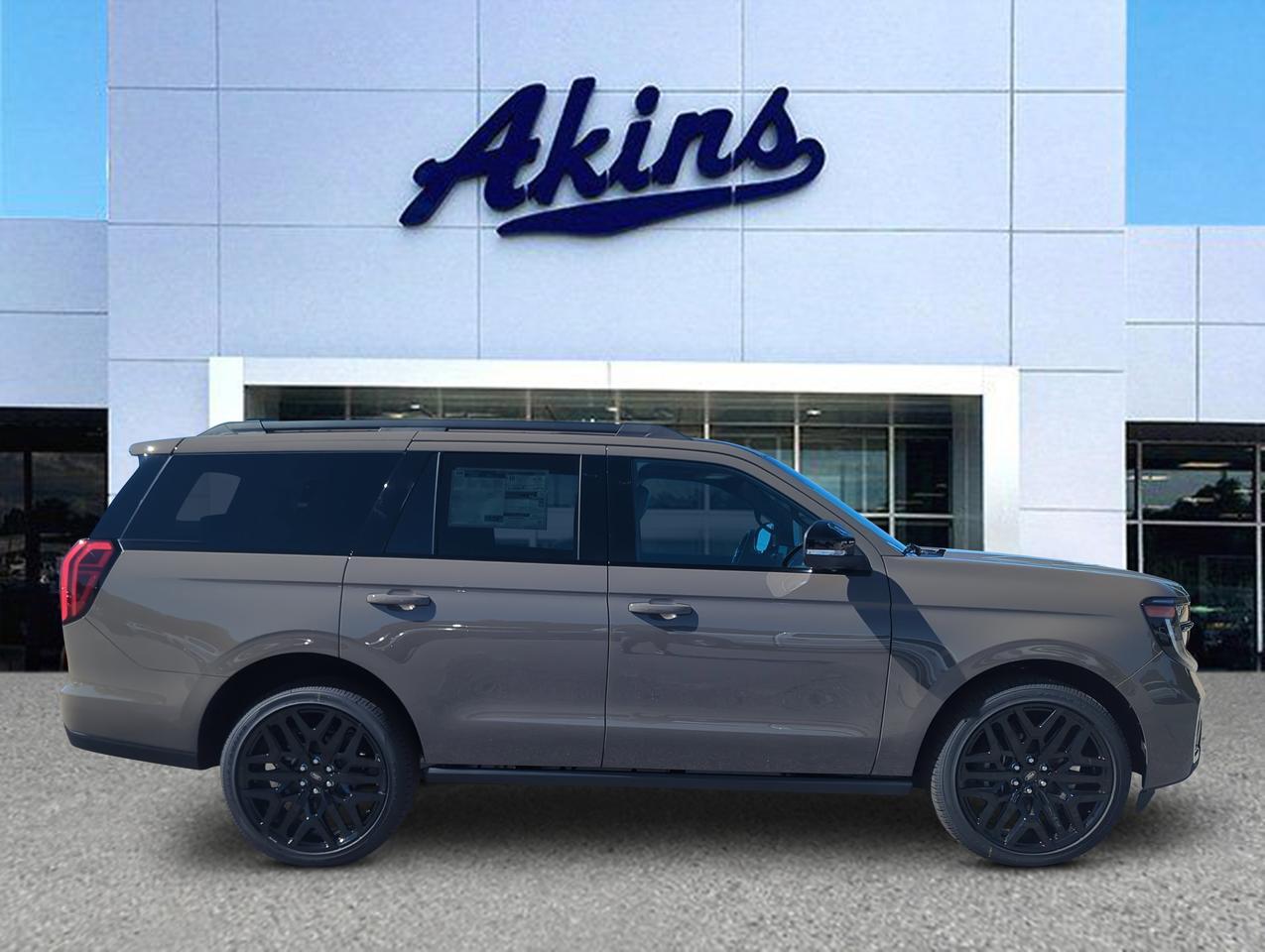 2027 Ford Expedition Platinum Appleton WI
