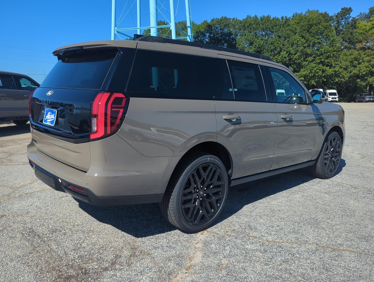 2027 Ford Expedition Platinum Appleton WI