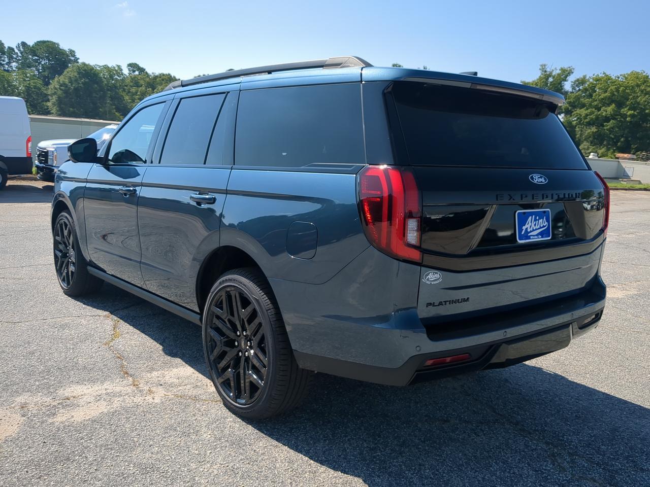 2027 Ford Expedition Platinum Appleton WI