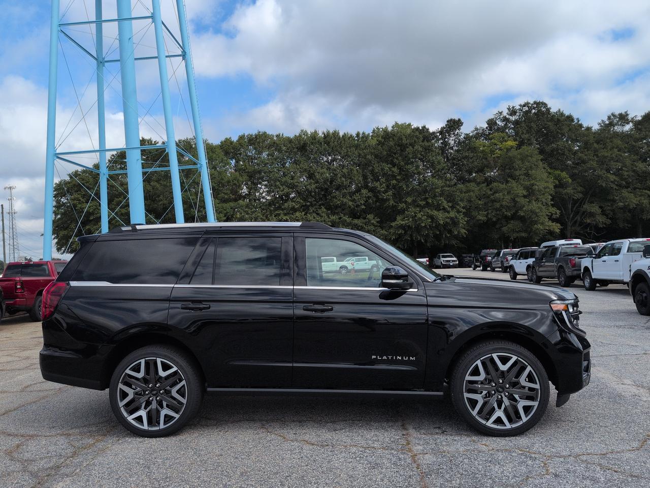 2027 Ford Expedition Platinum Appleton WI
