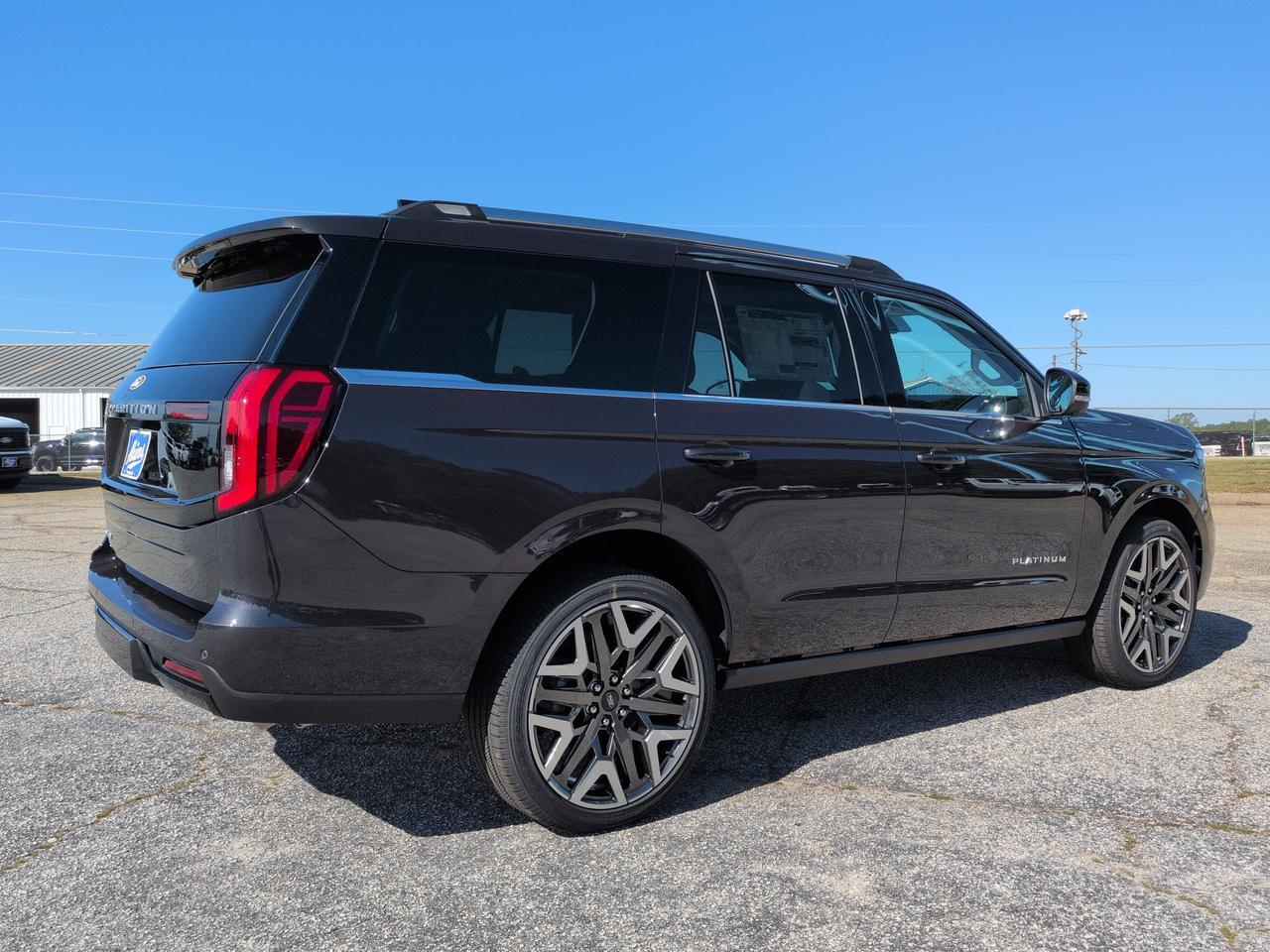 2027 Ford Expedition Platinum Appleton WI