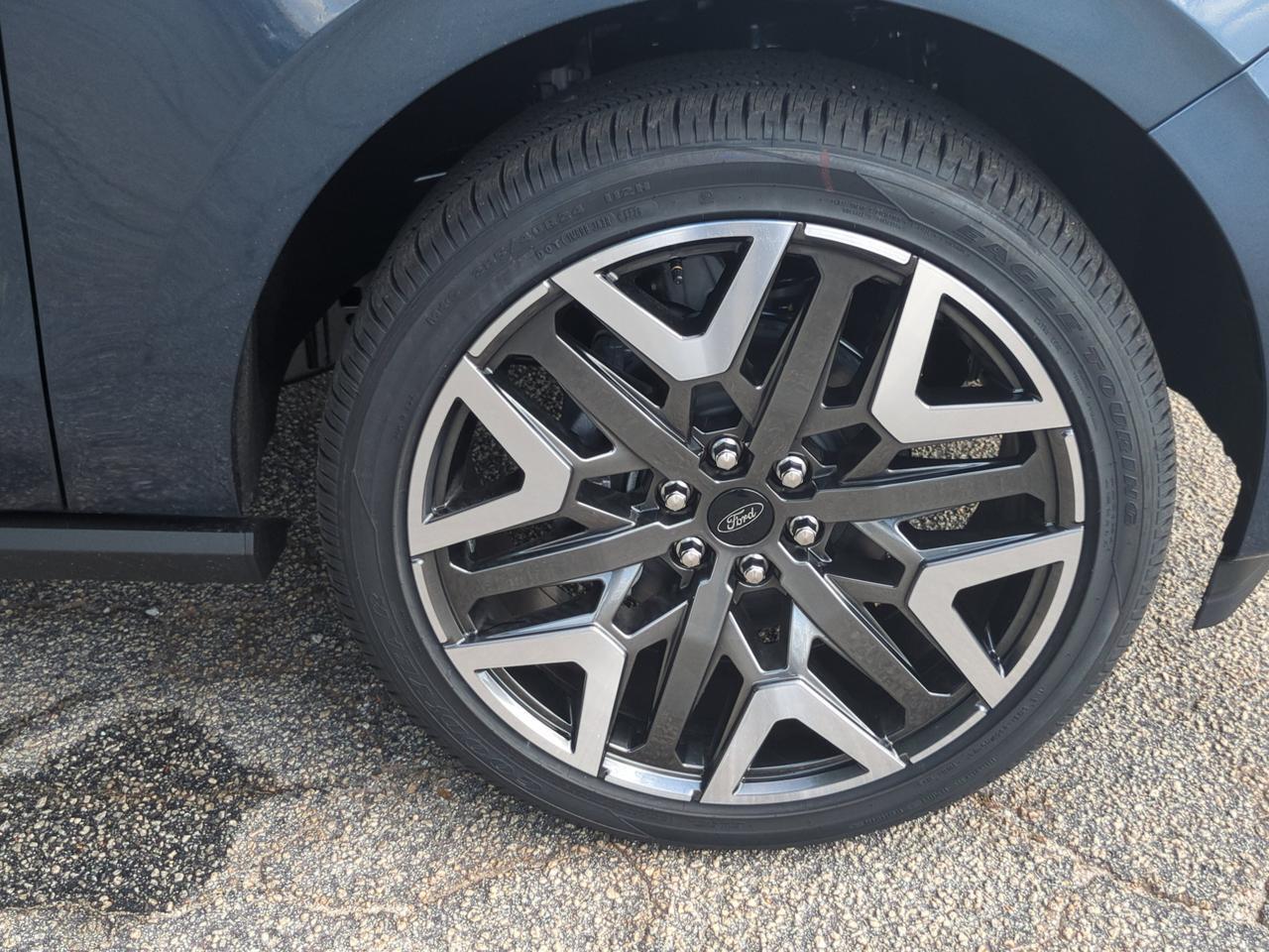 2027 Ford Expedition Platinum Appleton WI