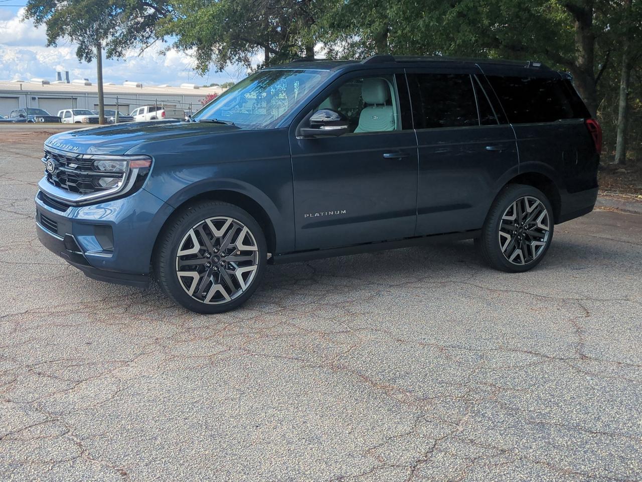 2027 Ford Expedition Platinum Appleton WI