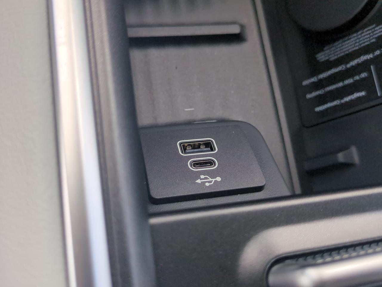 2027 Ford Expedition Platinum Appleton WI