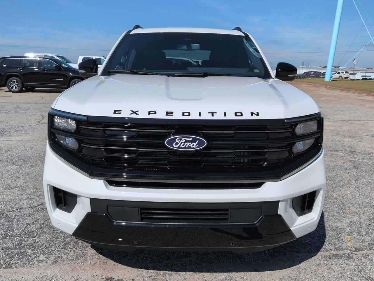 2027 Ford Expedition Platinum Appleton WI