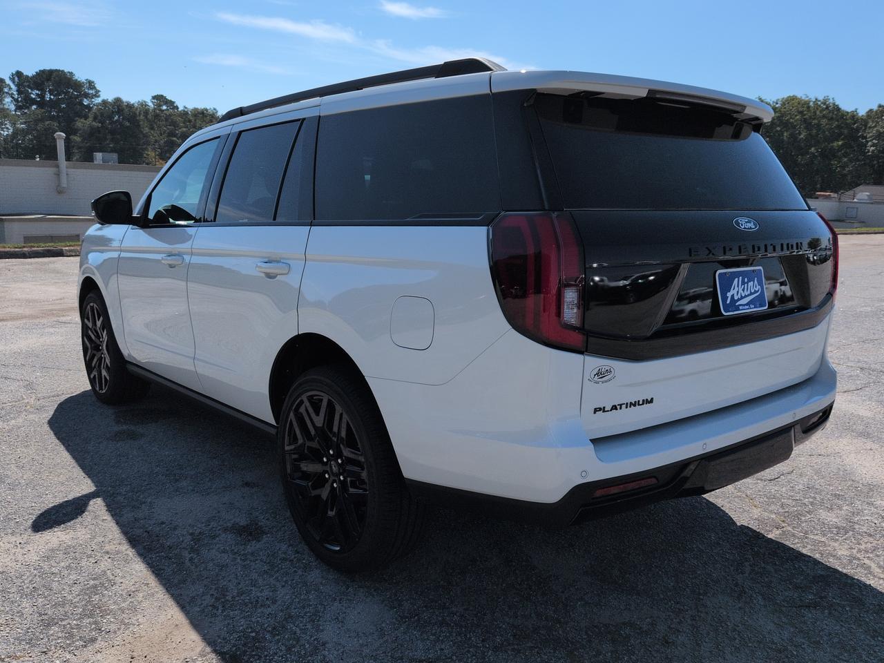 2027 Ford Expedition Platinum Appleton WI