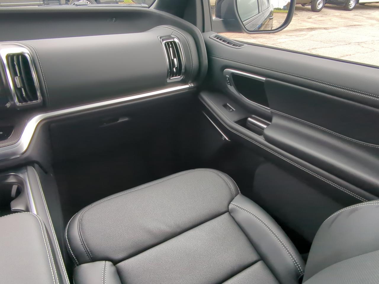 2027 Ford Expedition Platinum Appleton WI