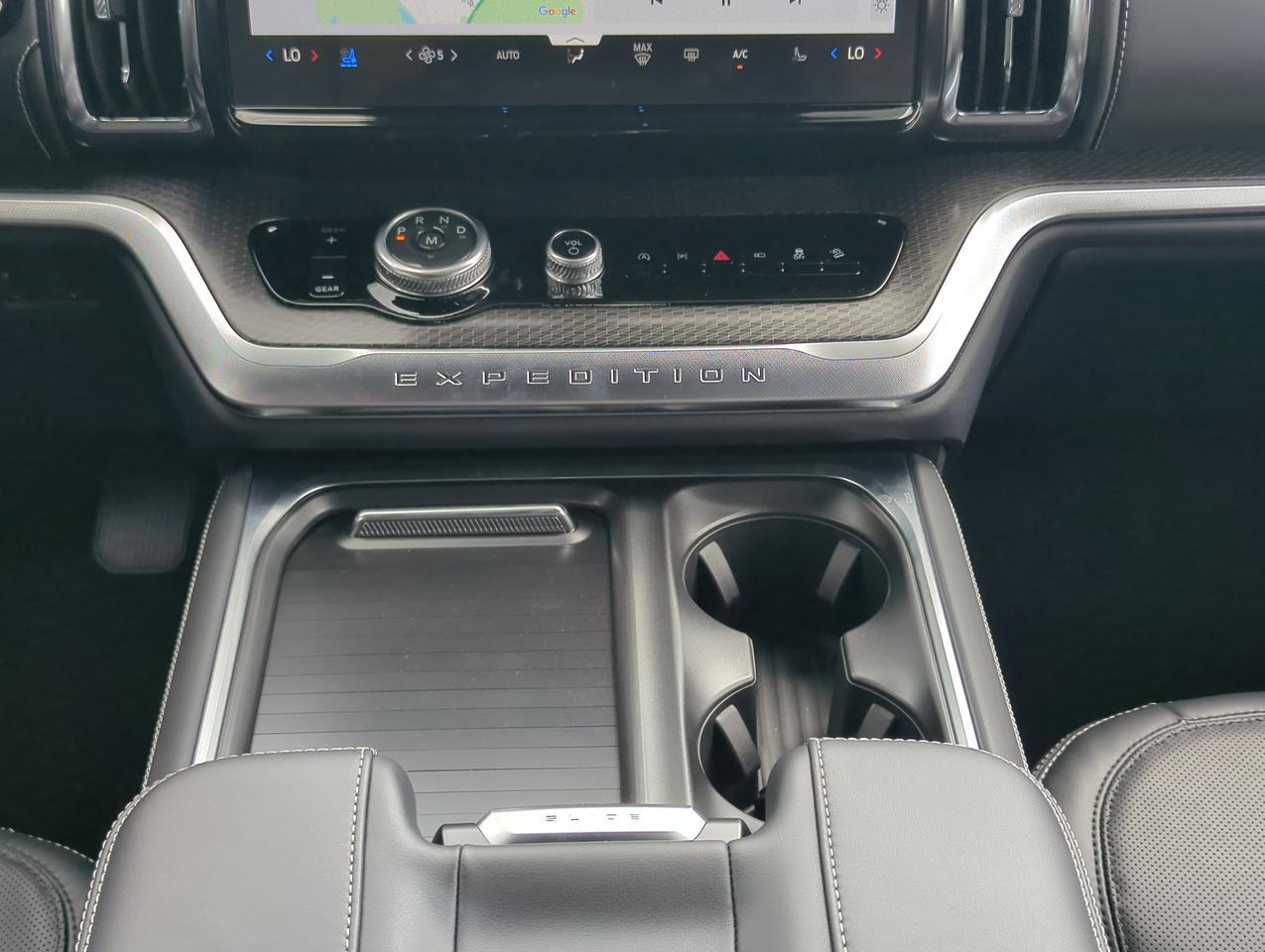 2027 Ford Expedition Platinum Appleton WI