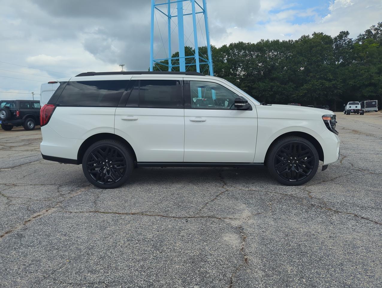2027 Ford Expedition Platinum Appleton WI