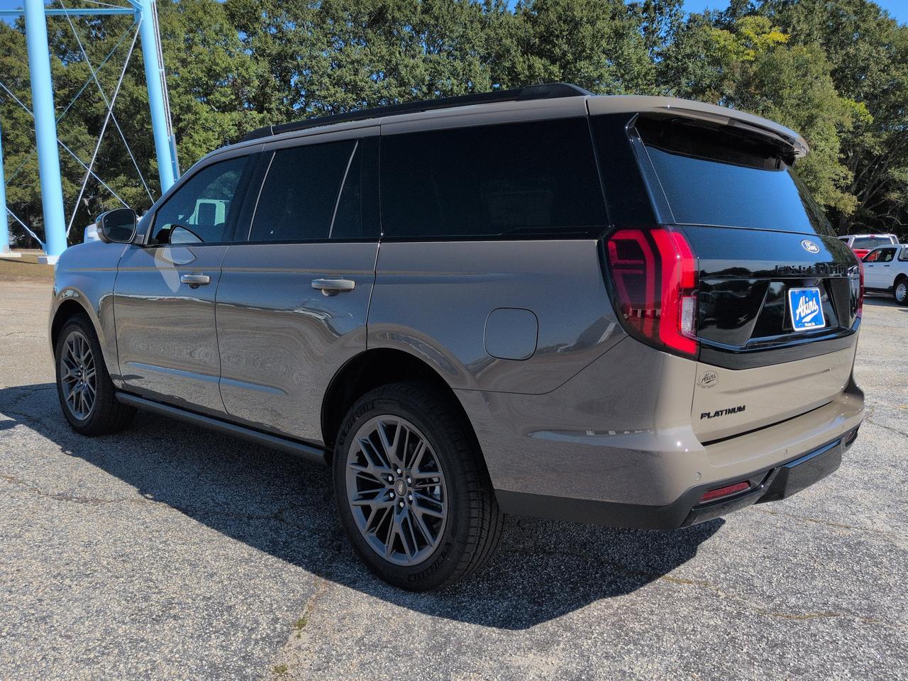 2027 Ford Expedition Platinum Winder GA
