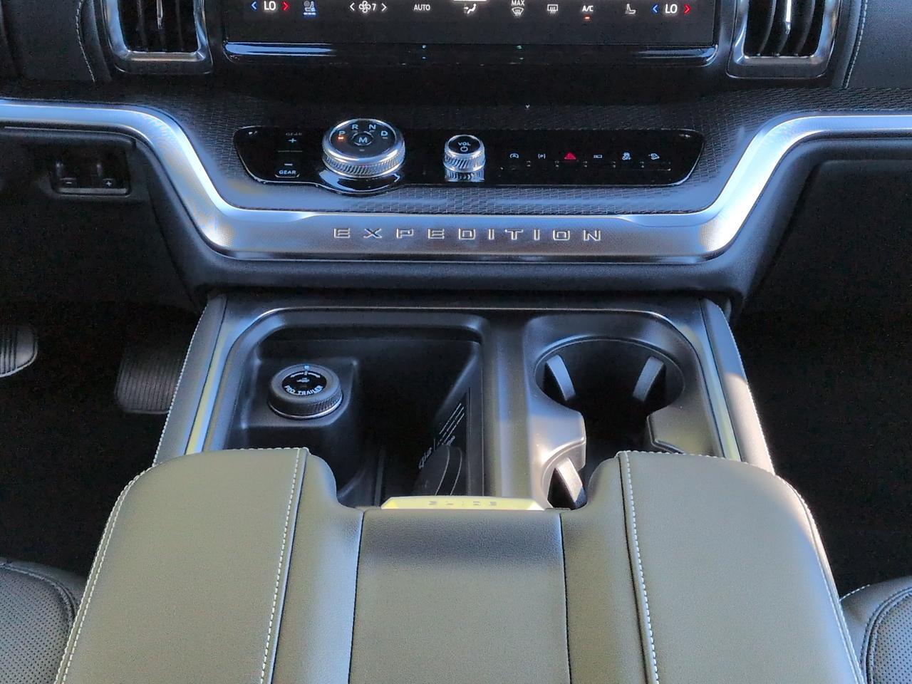 2027 Ford Expedition Platinum Winder GA