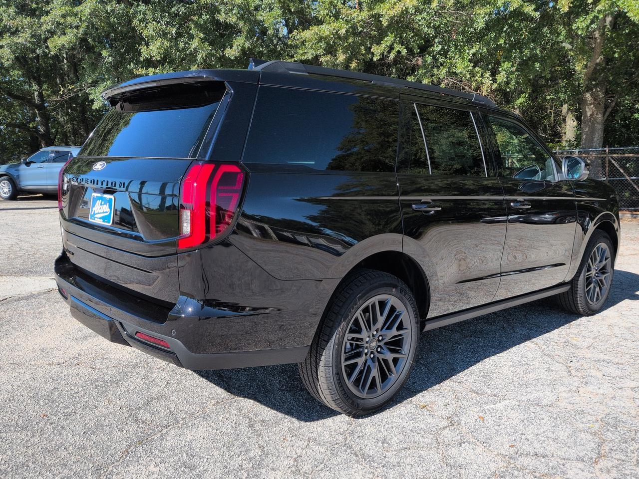 2027 Ford Expedition Platinum Winder GA