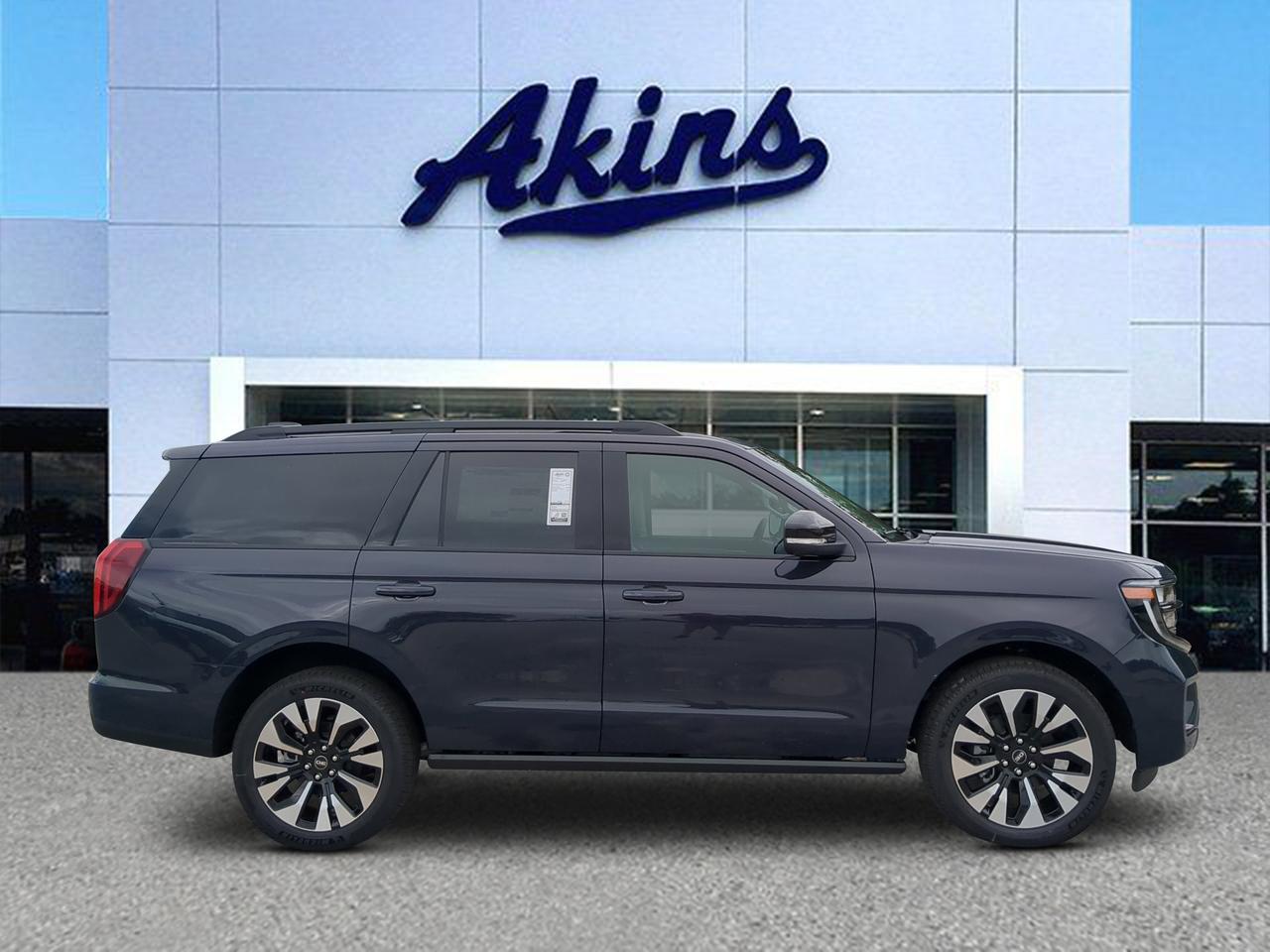 2027 Ford Expedition Platinum