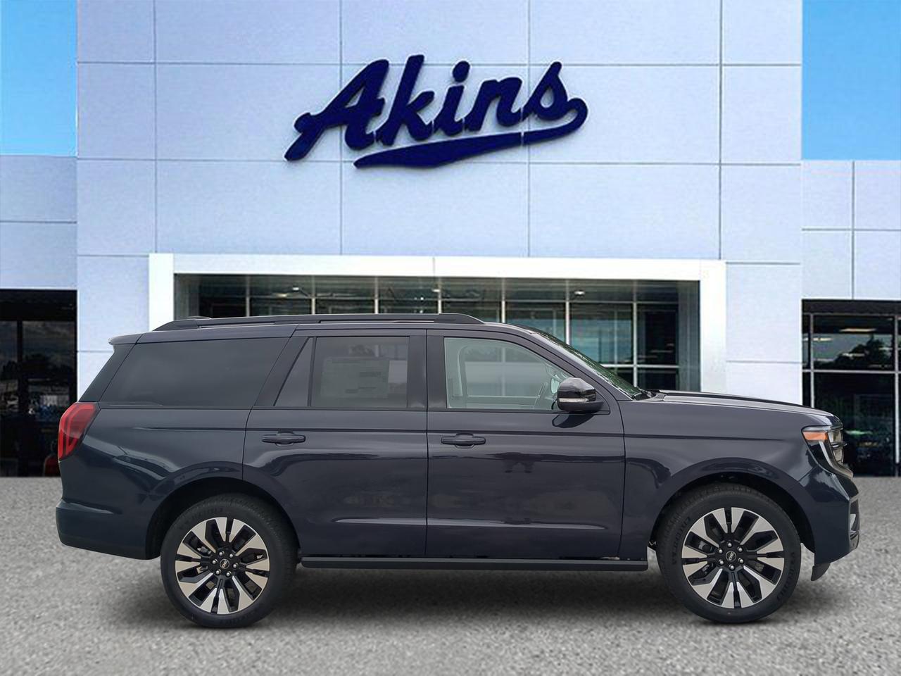 2027 Ford Expedition Platinum
