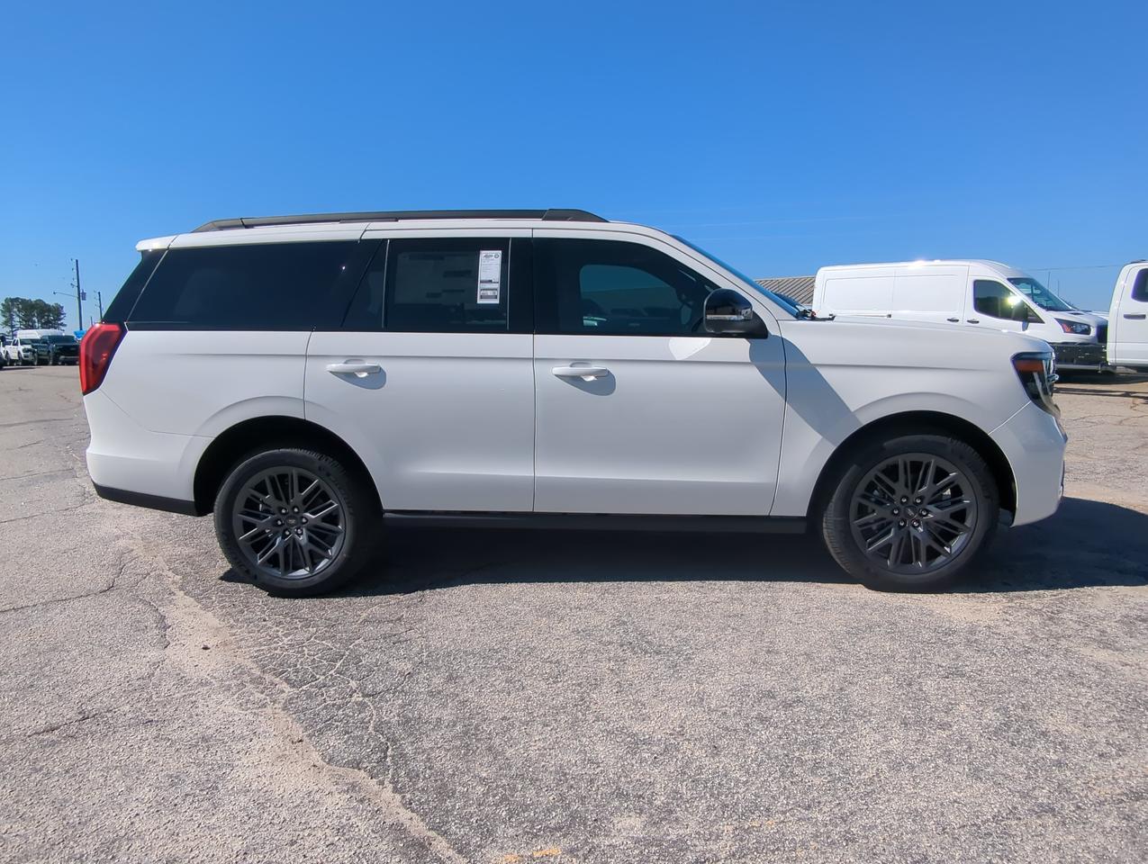 2027 Ford Expedition Platinum
