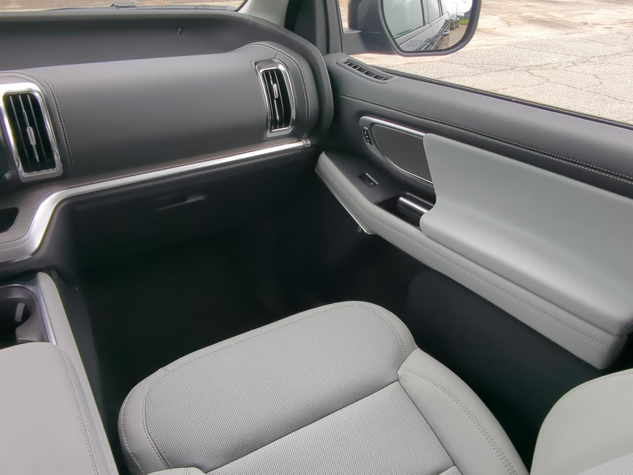 2027 Ford Expedition Platinum Winder GA