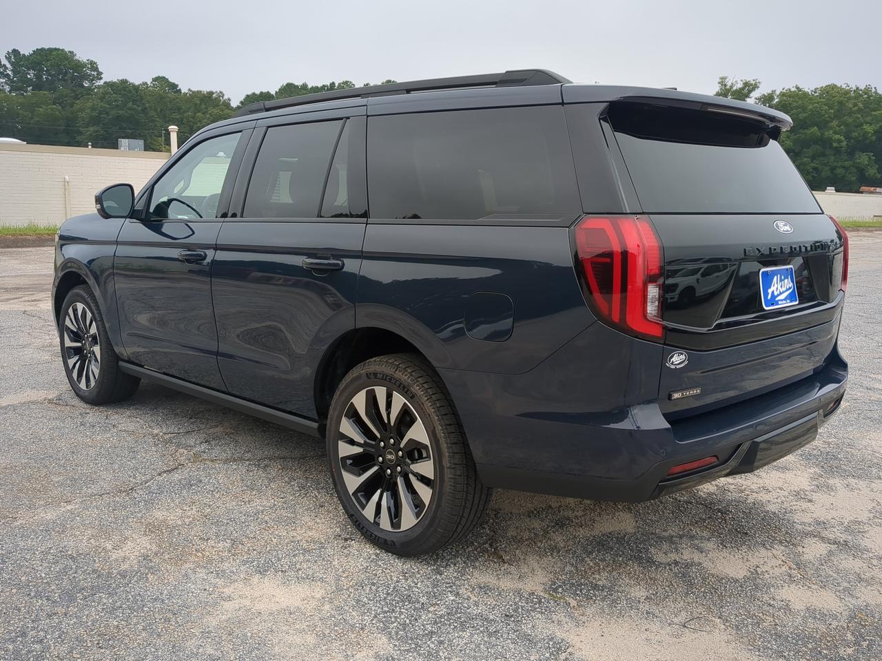 2027 Ford Expedition Platinum Winder GA