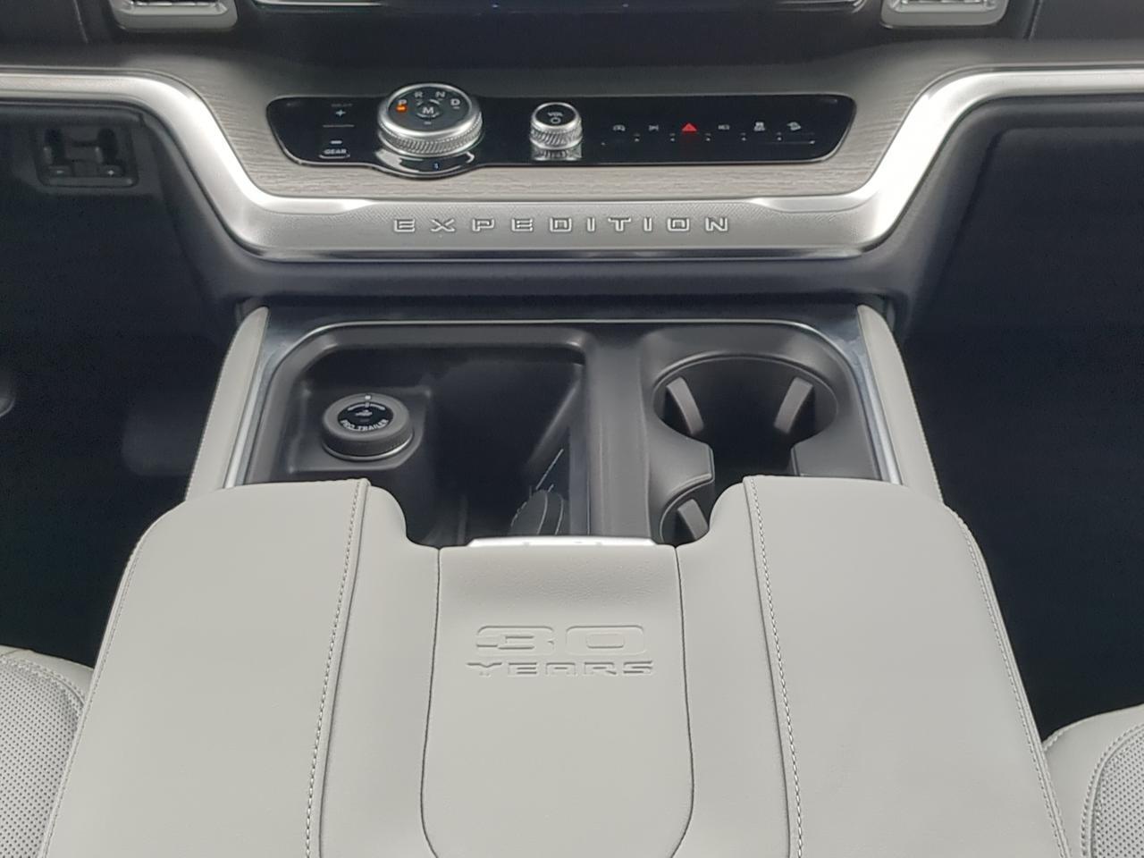 2027 Ford Expedition Platinum Winder GA