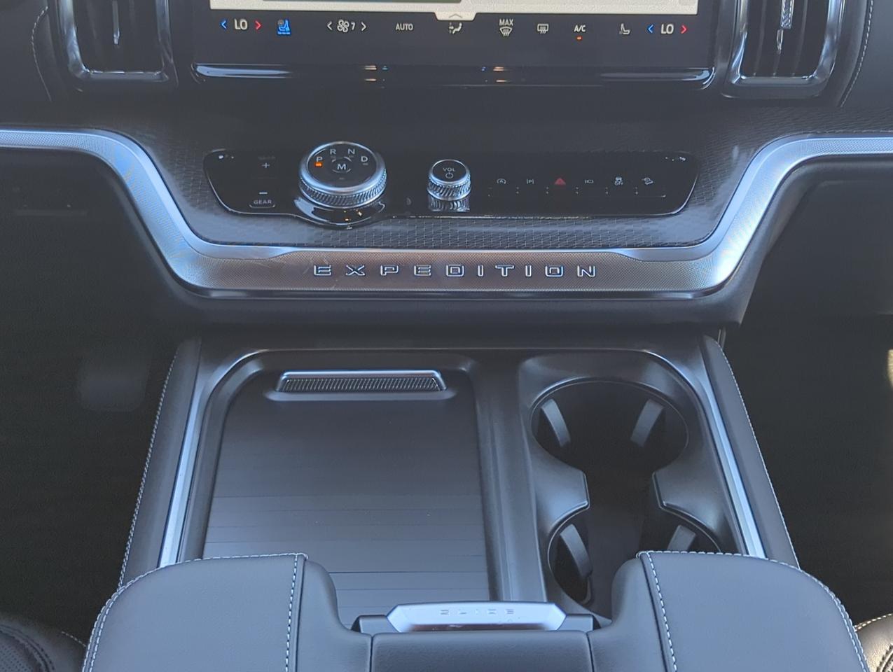 2027 Ford Expedition Platinum Winder GA