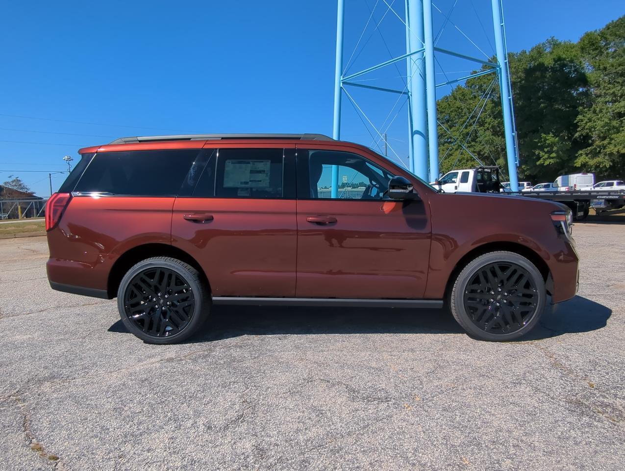 2027 Ford Expedition Platinum
