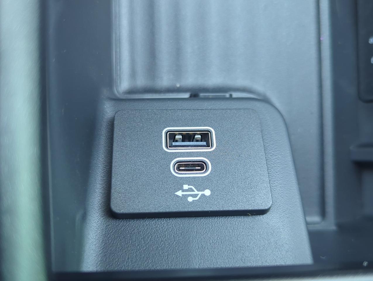 2027 Ford Expedition Platinum Winder GA