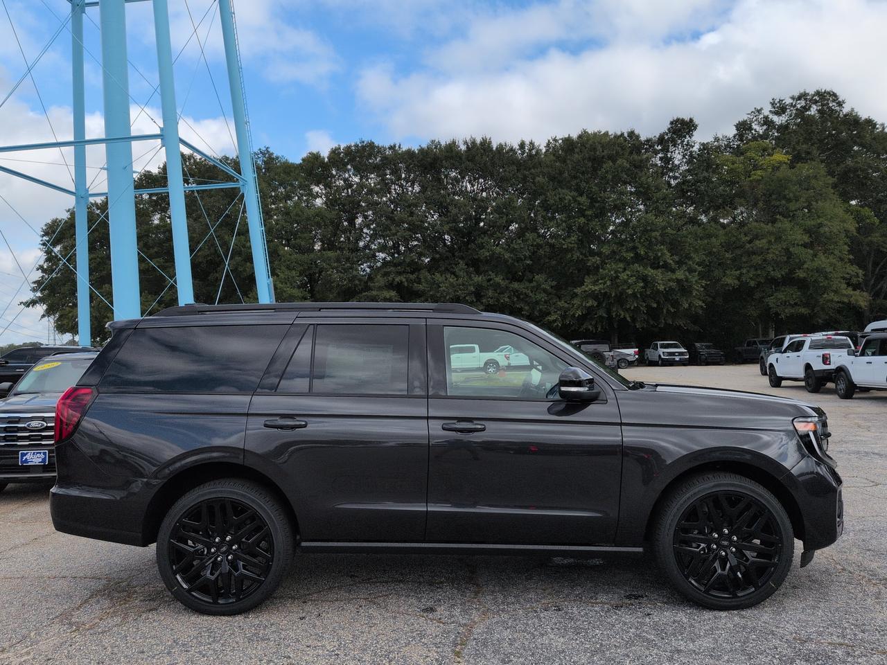 2027 Ford Expedition Platinum