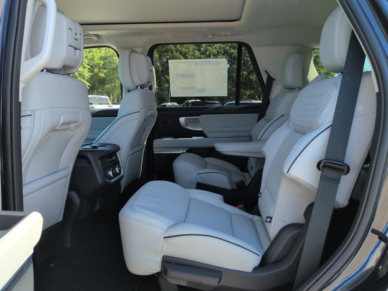 2027 Ford Expedition Platinum Winder GA