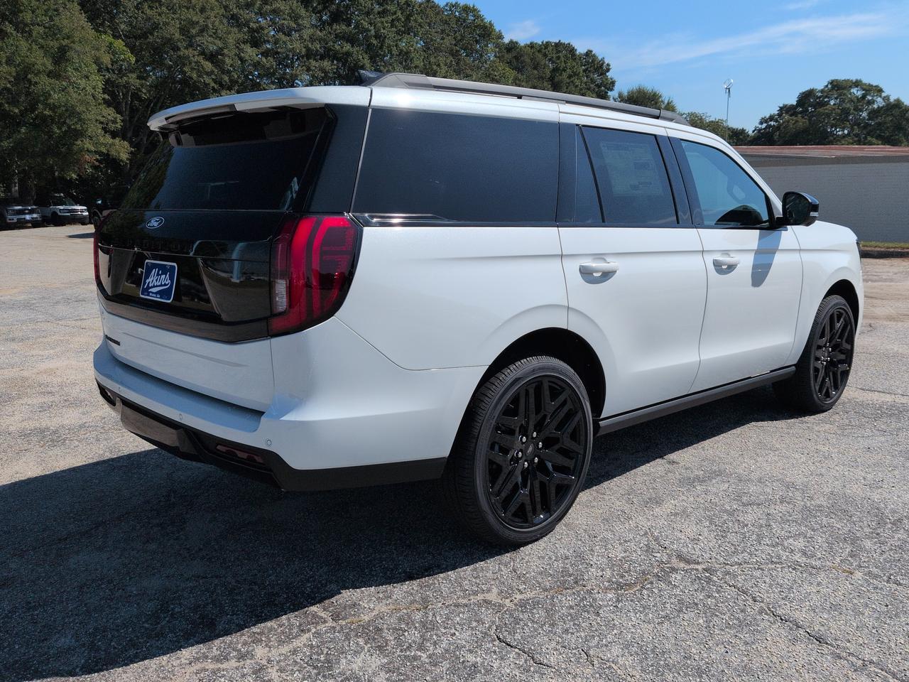 2027 Ford Expedition Platinum Winder GA