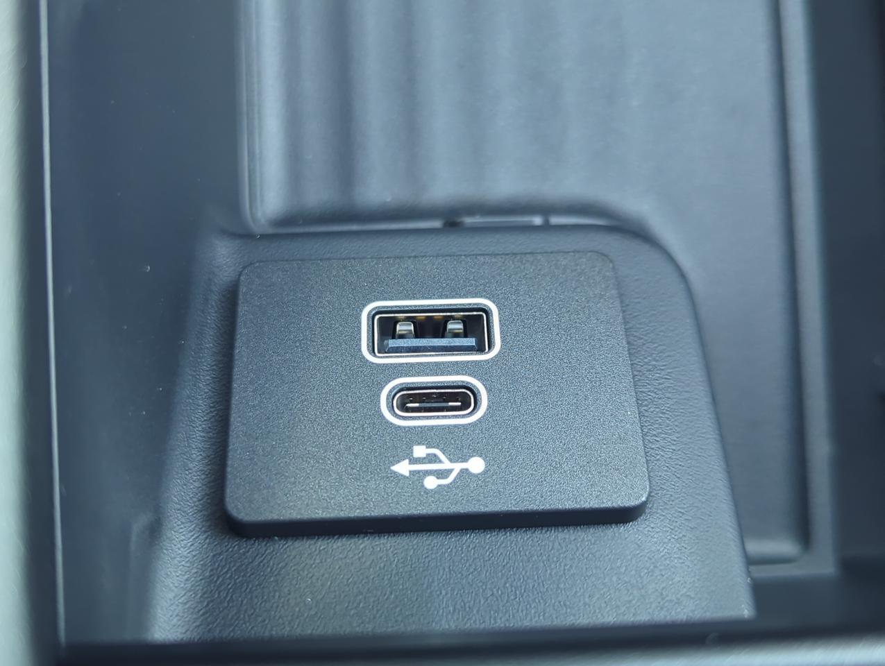 2027 Ford Expedition Platinum Winder GA