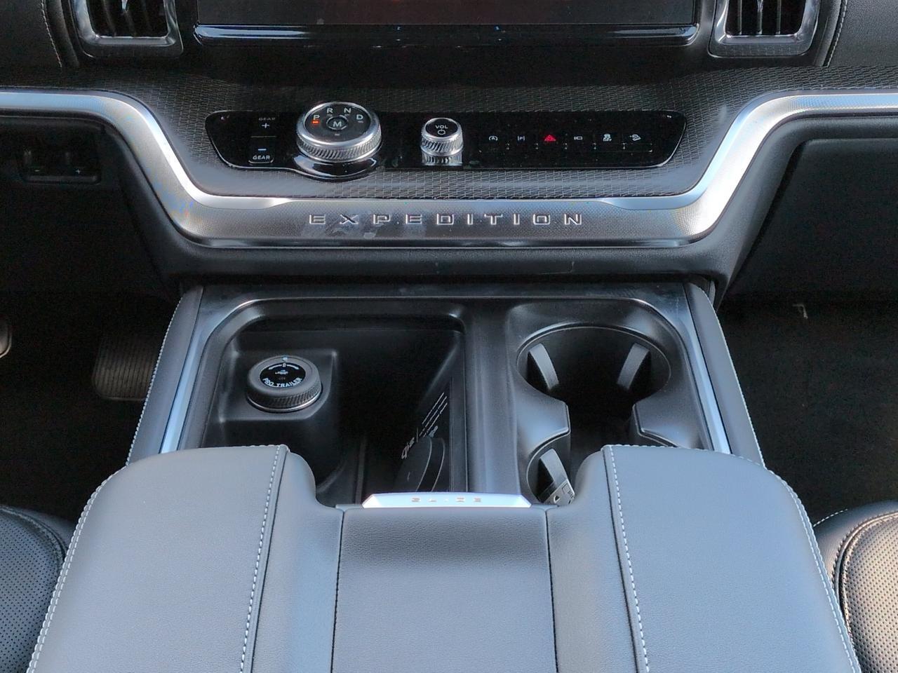2027 Ford Expedition Platinum Winder GA