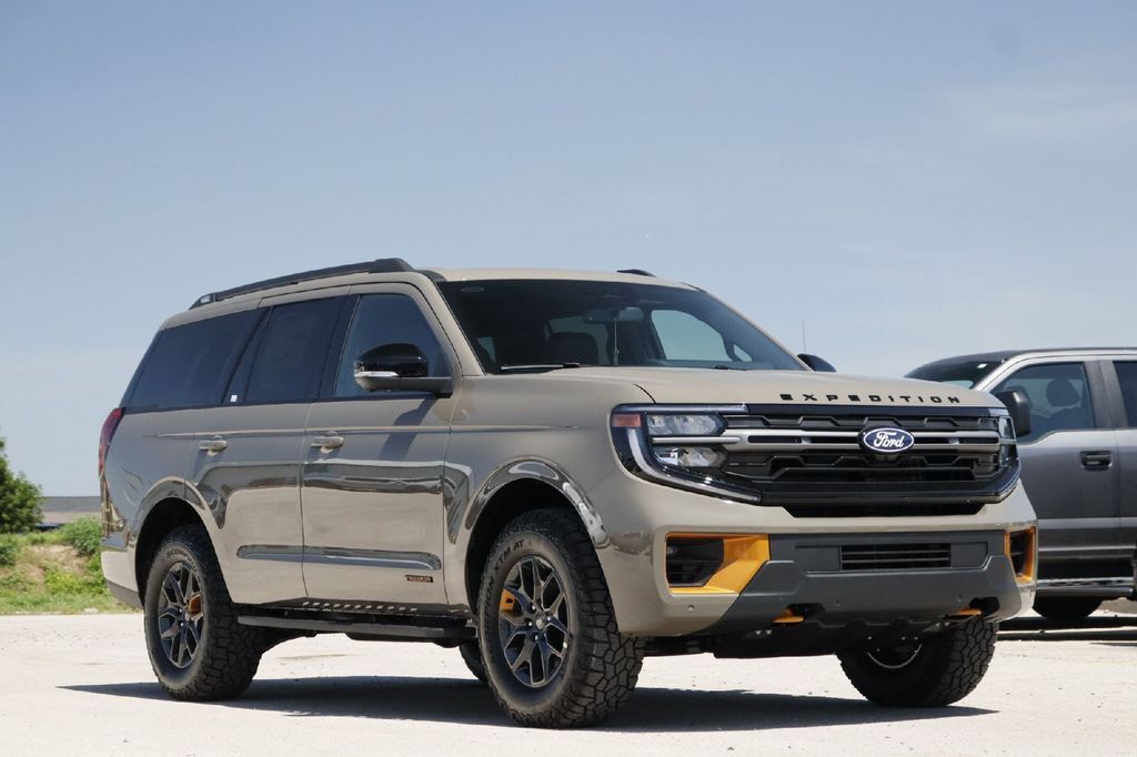 2027 Ford Expedition Tremor Hondo TX