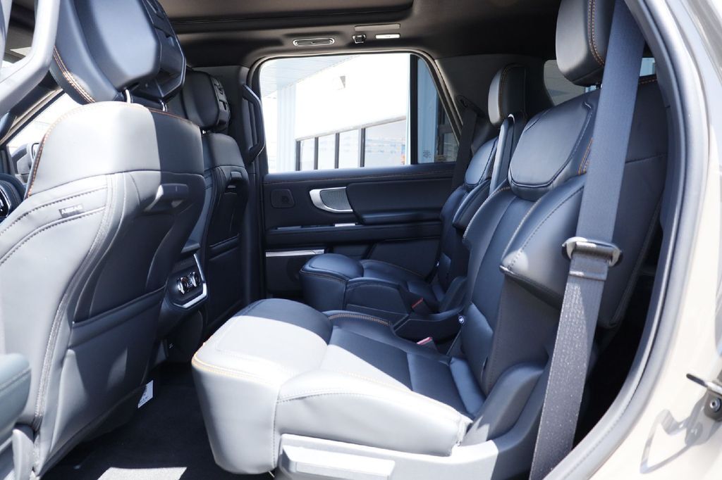 2027 Ford Expedition Tremor Hondo TX
