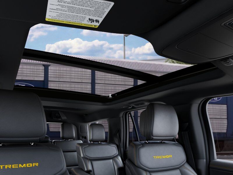 2027 Ford Expedition Tremor Appleton WI