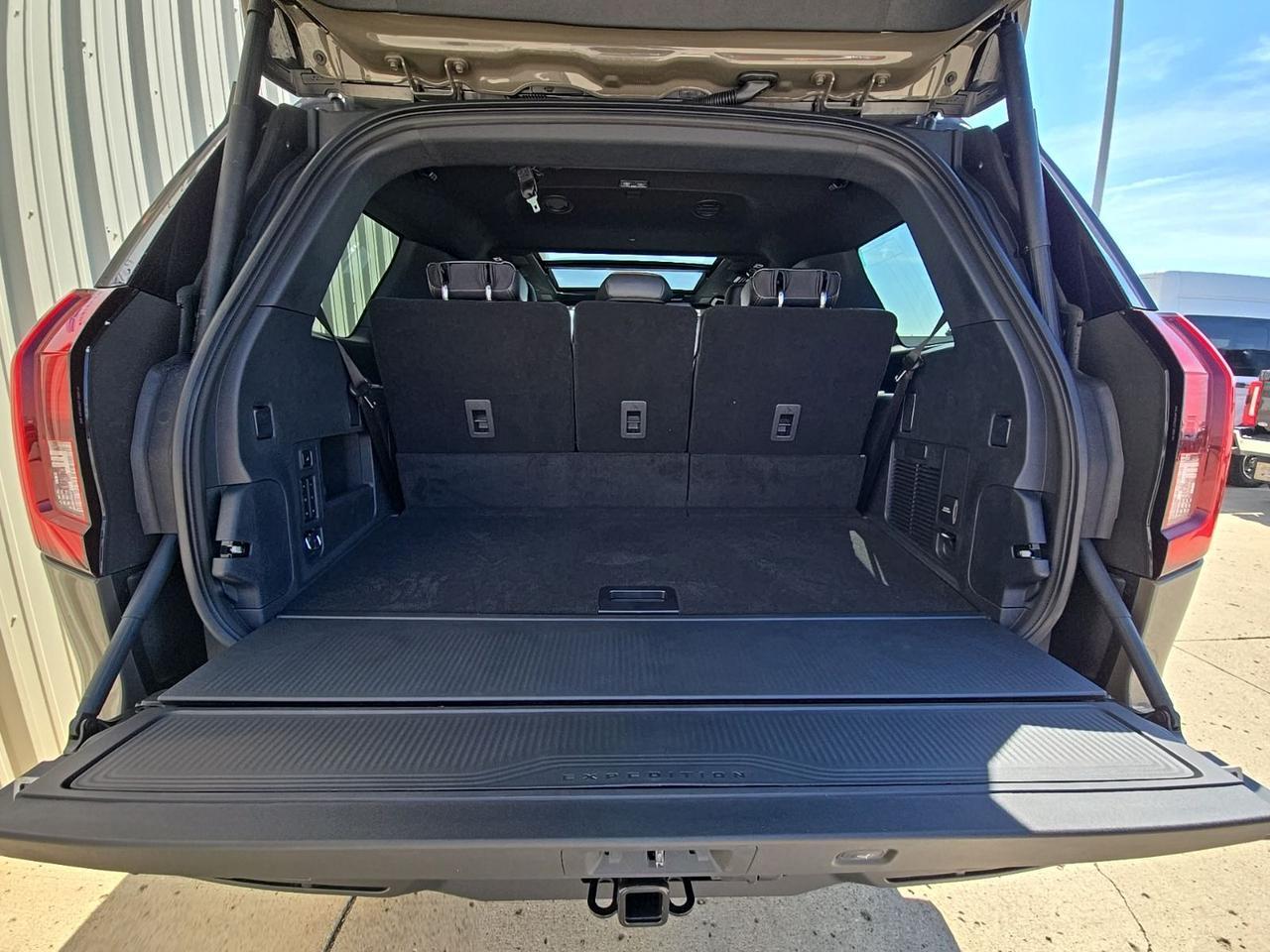 2027 Ford Expedition Tremor Watertown SD