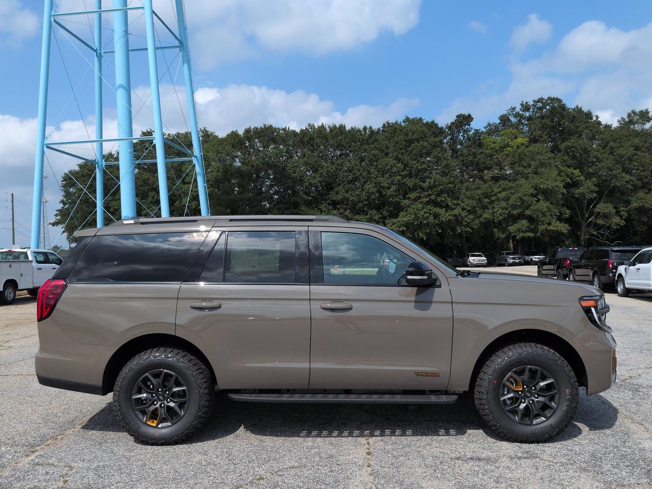 2027 Ford Expedition Tremor