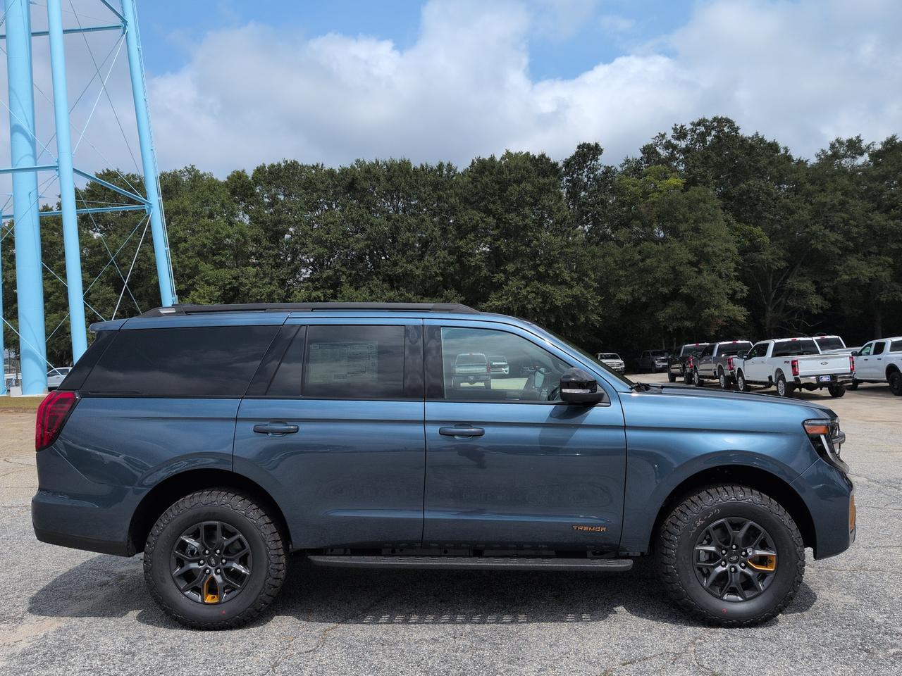 2027 Ford Expedition Tremor