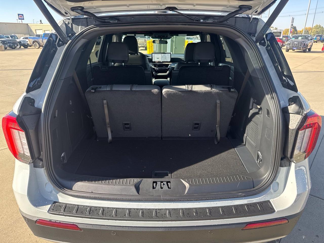 2027 Ford Explorer Active Watertown SD