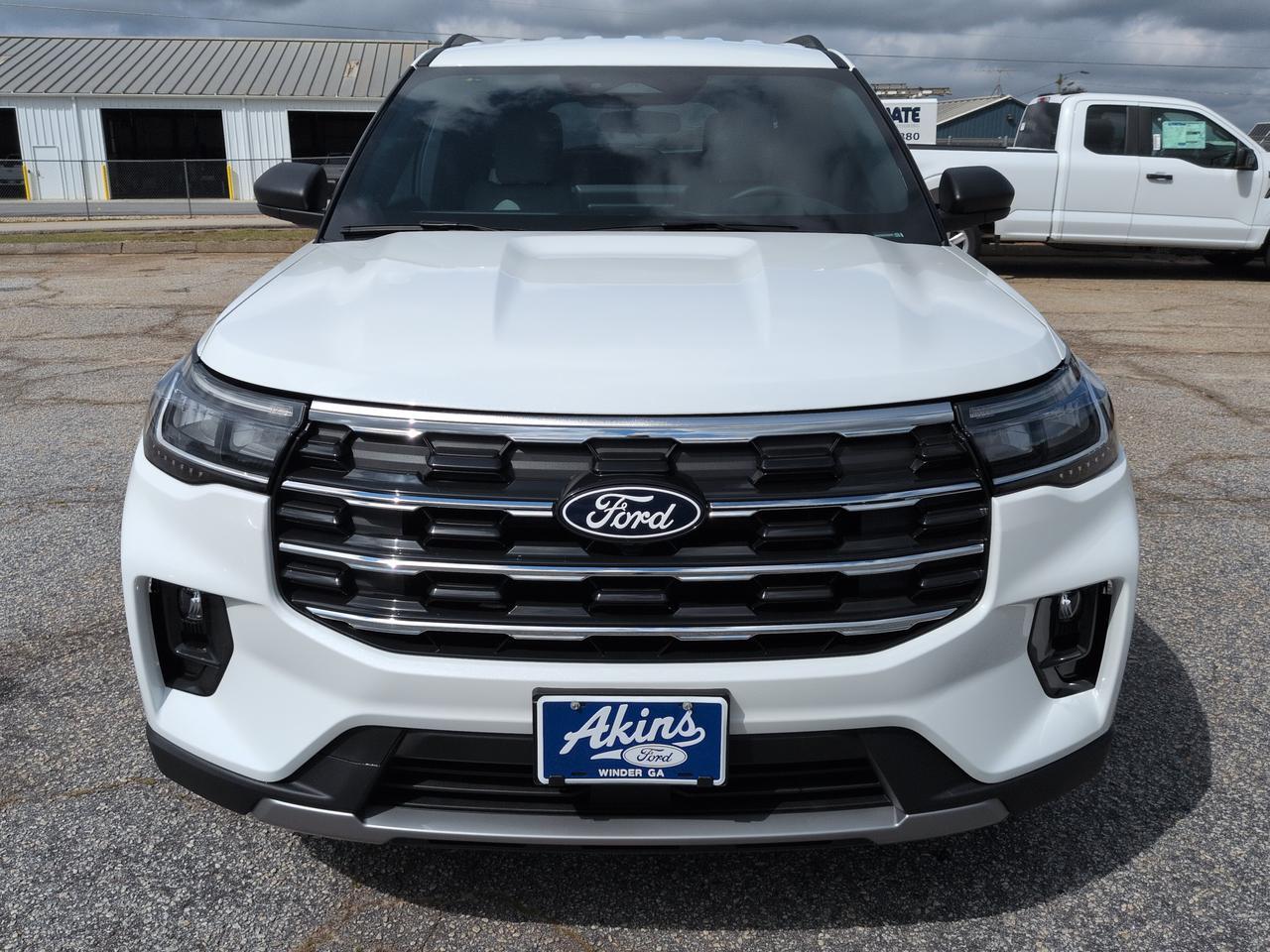 2027 Ford Explorer Active w/200A Pkg Appleton WI