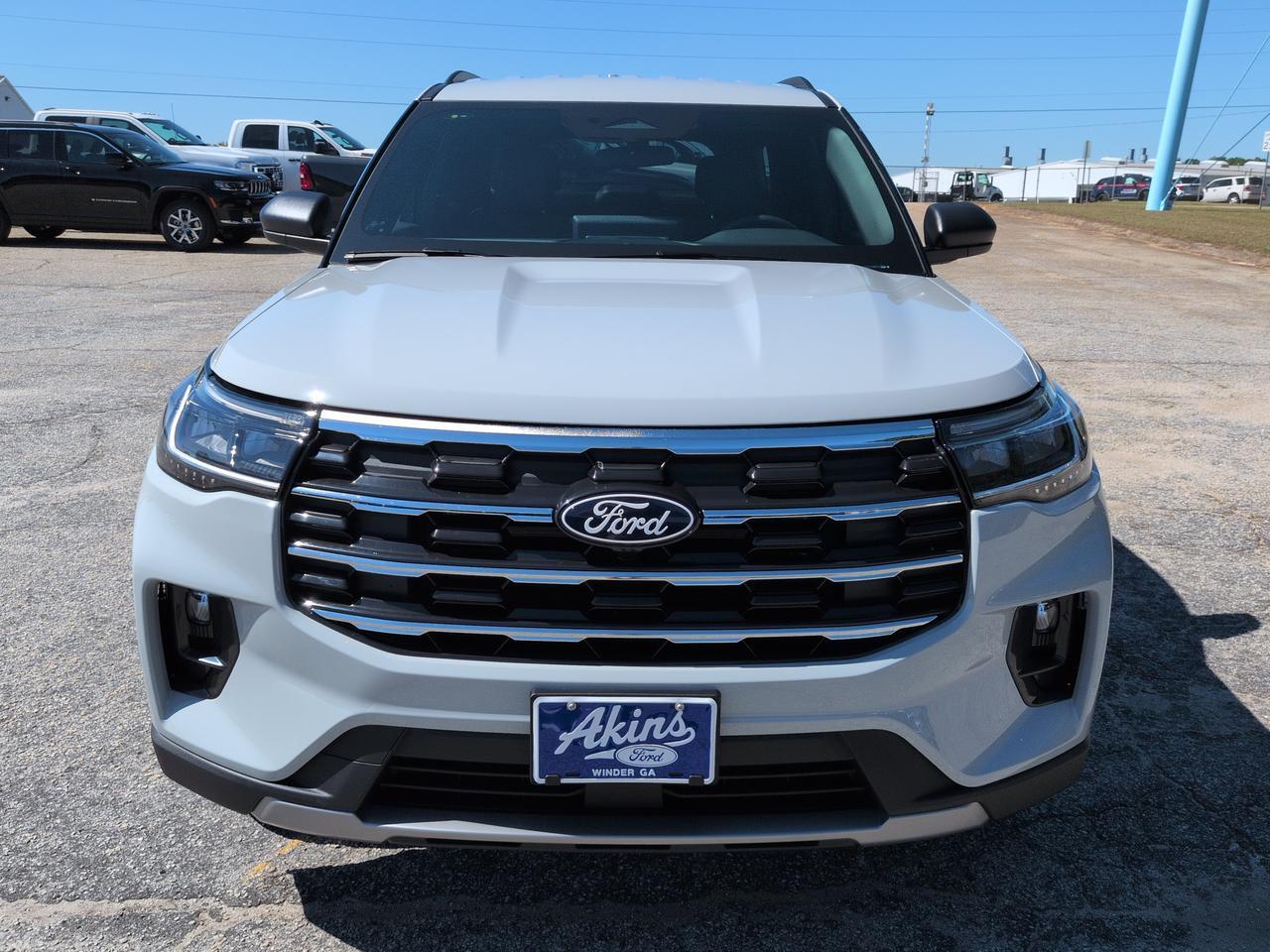 2027 Ford Explorer Active w/200A Pkg Appleton WI