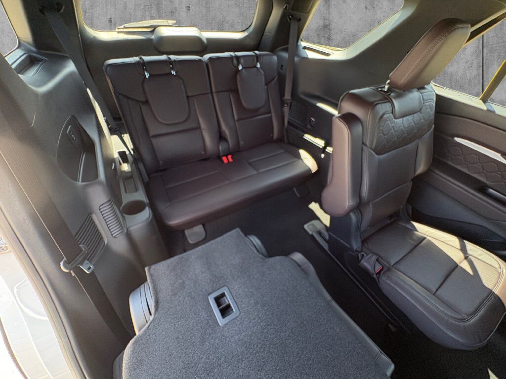 2027 Ford Explorer Platinum Hondo TX