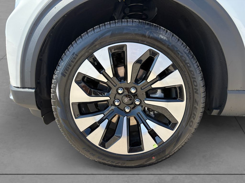 2027 Ford Explorer Platinum Hondo TX