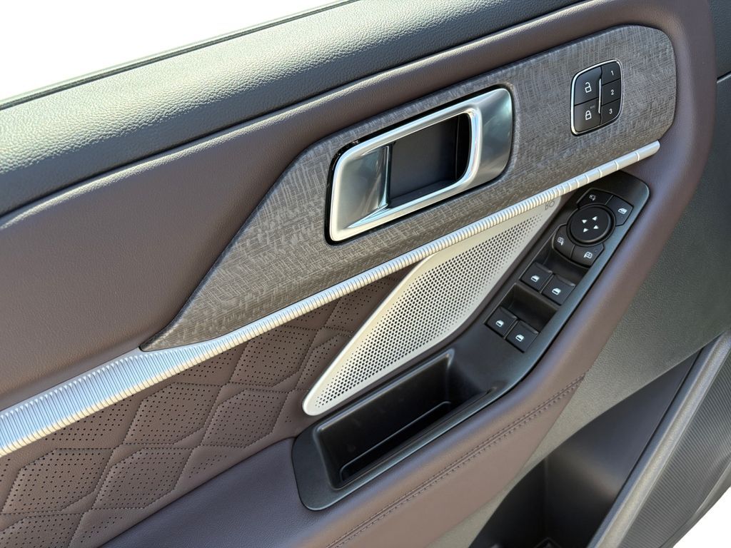 2027 Ford Explorer Platinum Hondo TX