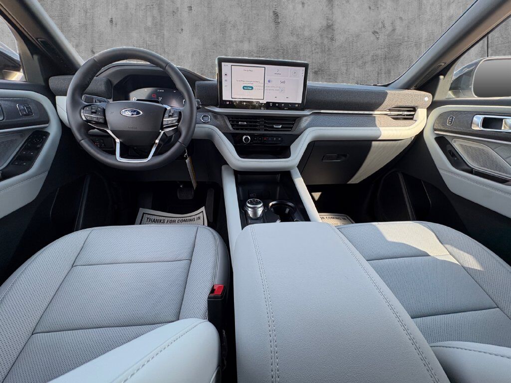 2027 Ford Explorer Platinum Hondo TX