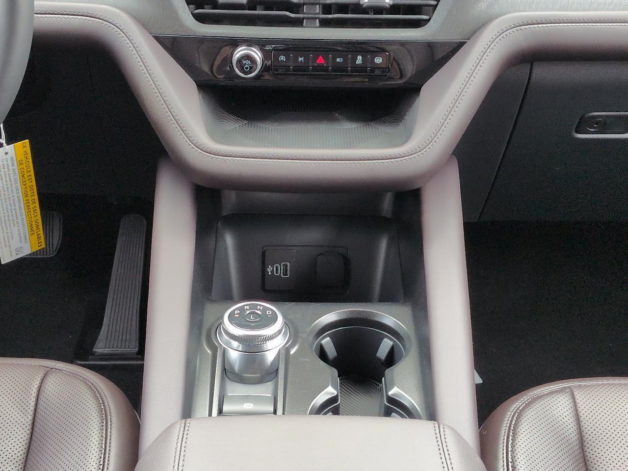 2027 Ford Explorer Platinum Appleton WI