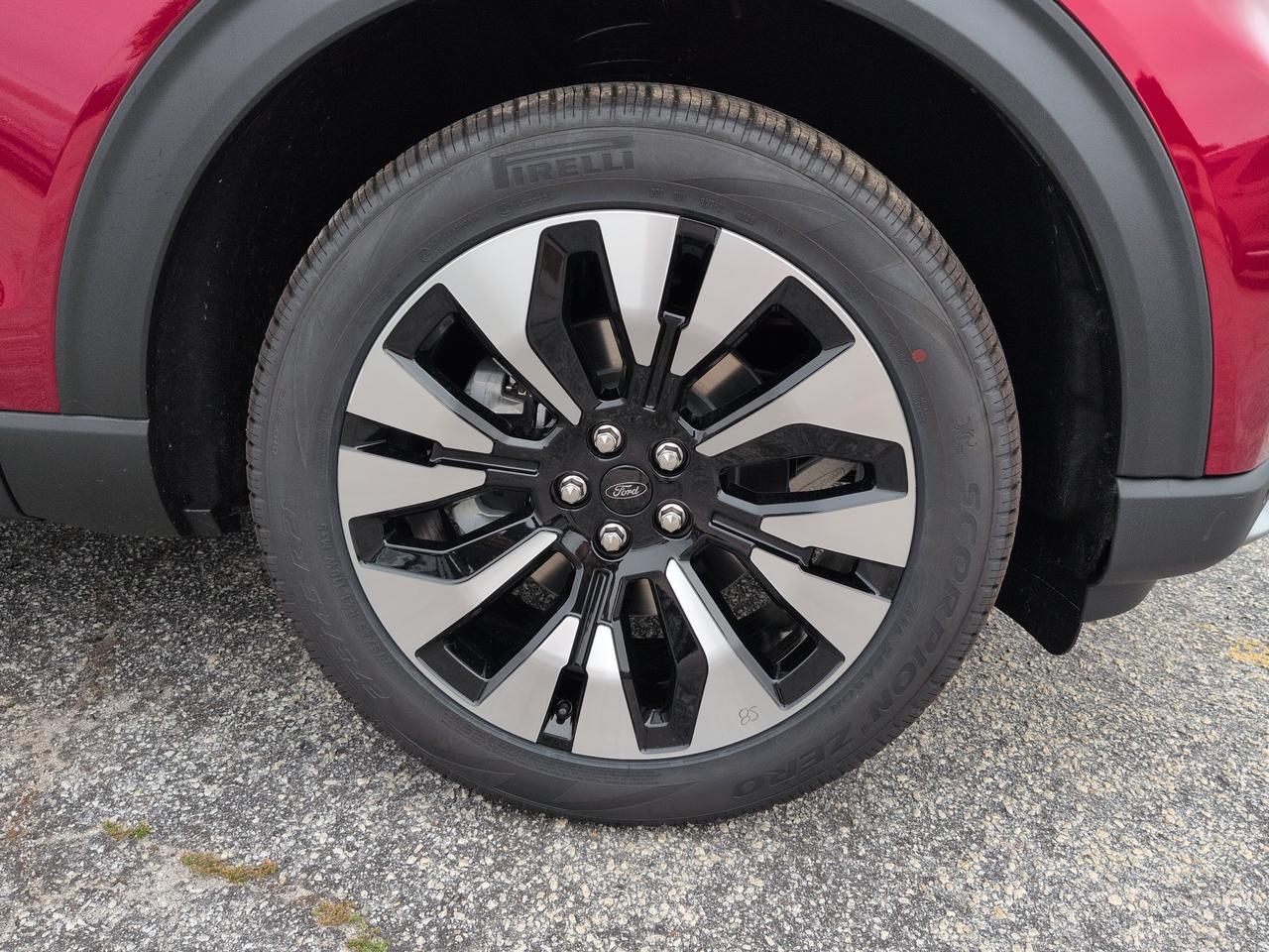 2027 Ford Explorer Platinum Appleton WI