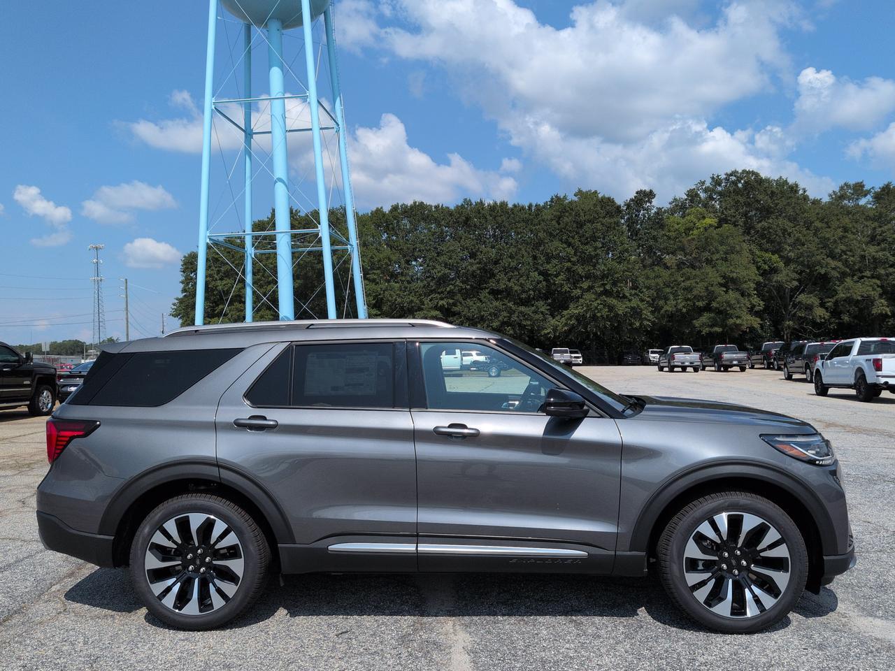 2027 Ford Explorer Platinum Appleton WI