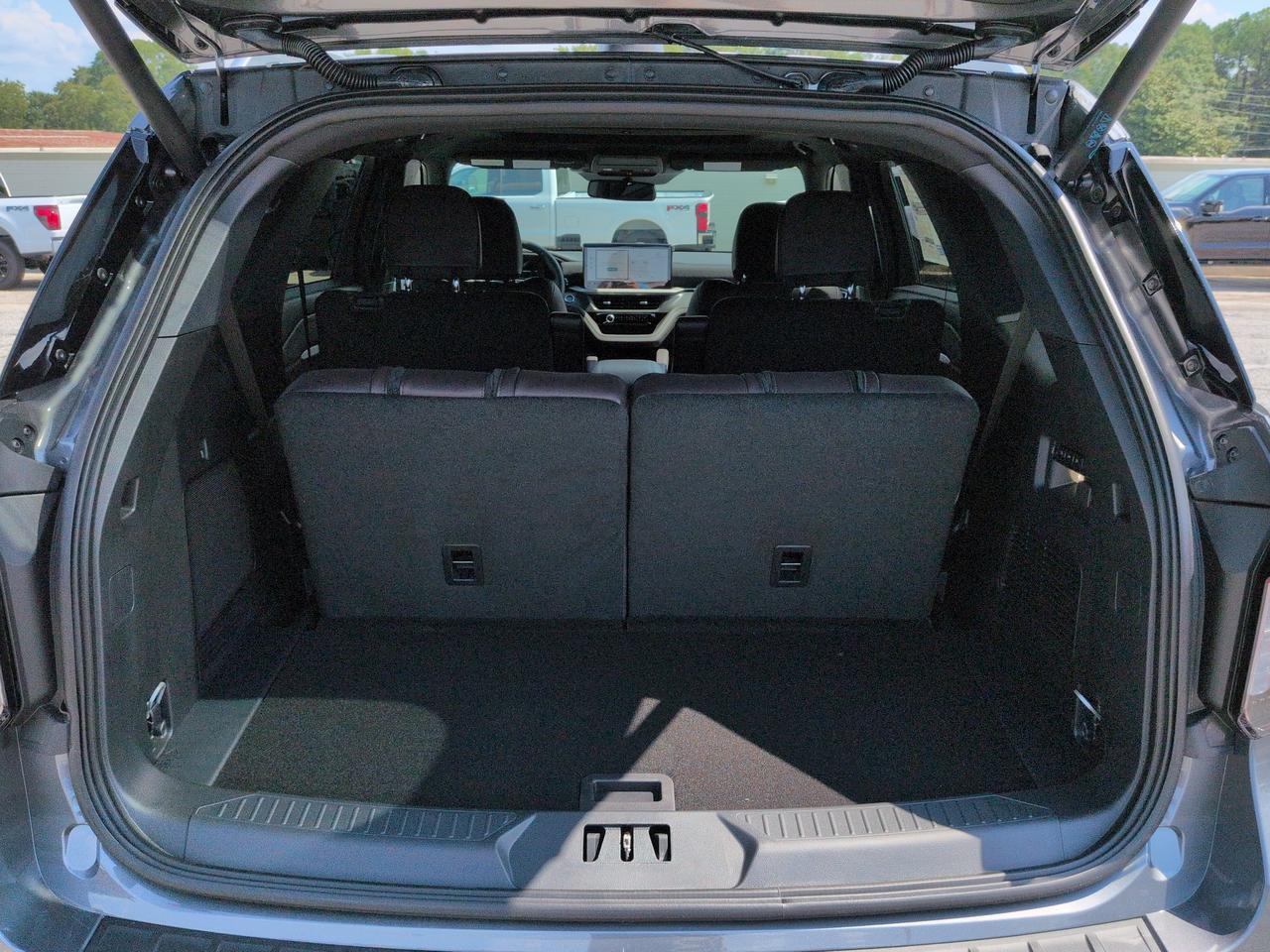 2027 Ford Explorer Platinum Appleton WI