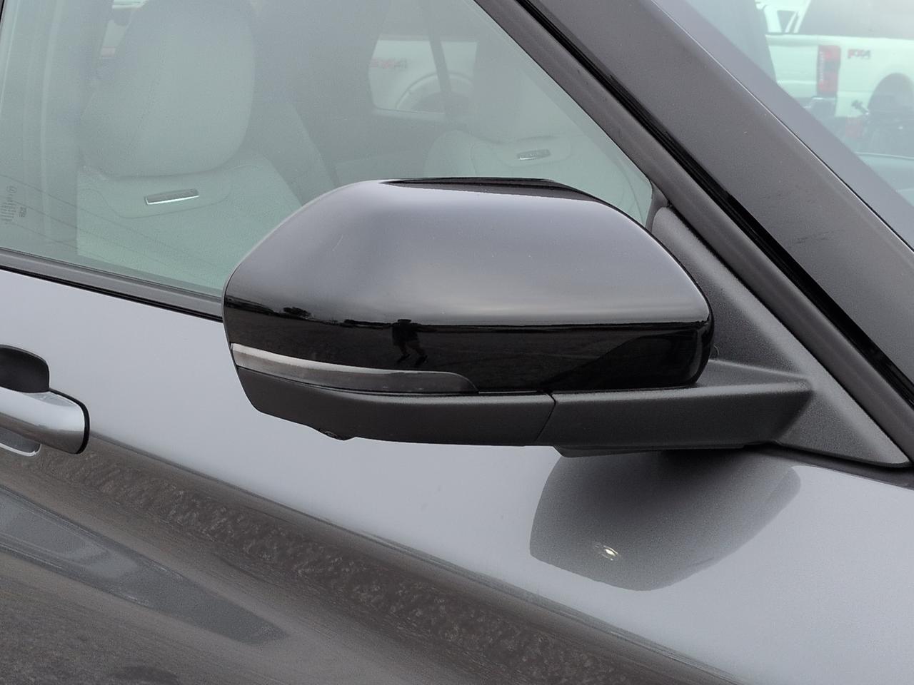 2027 Ford Explorer Platinum Appleton WI