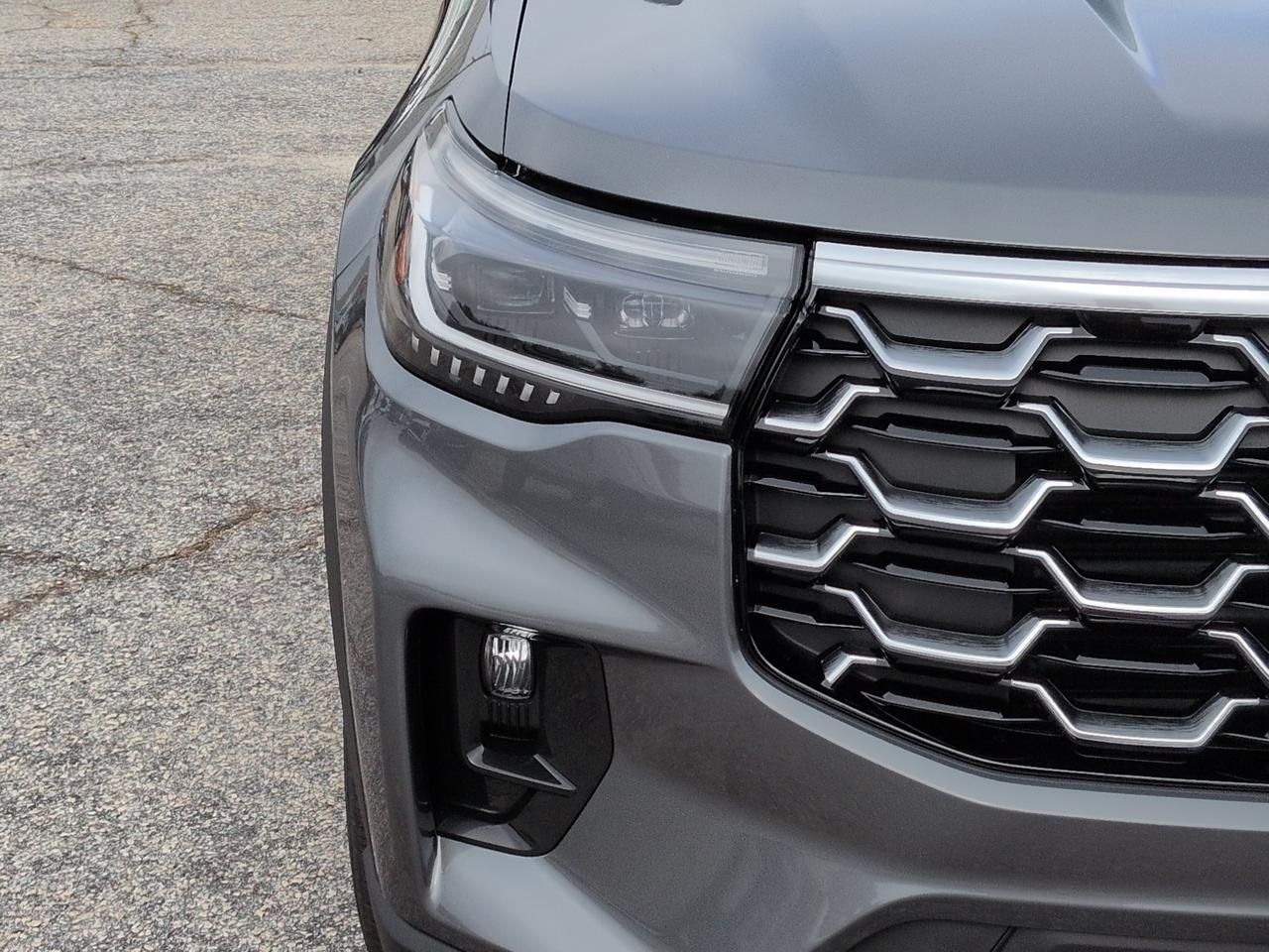 2027 Ford Explorer Platinum Appleton WI